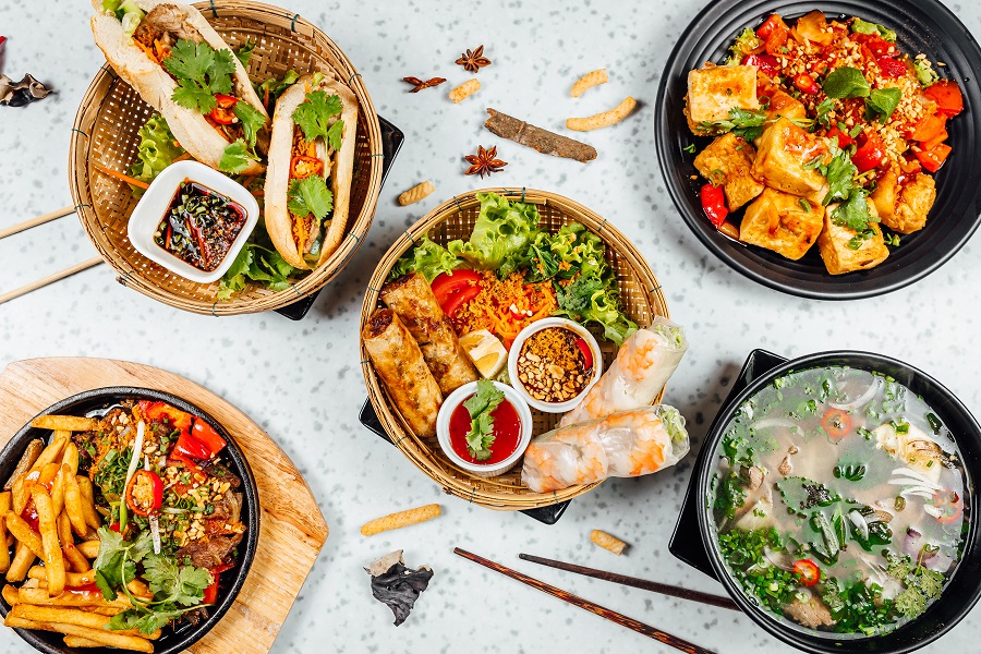 Fresh,And,Delicius,Vietnamese,Food,Table,,Pho,Ga,,Pho,Bowls,